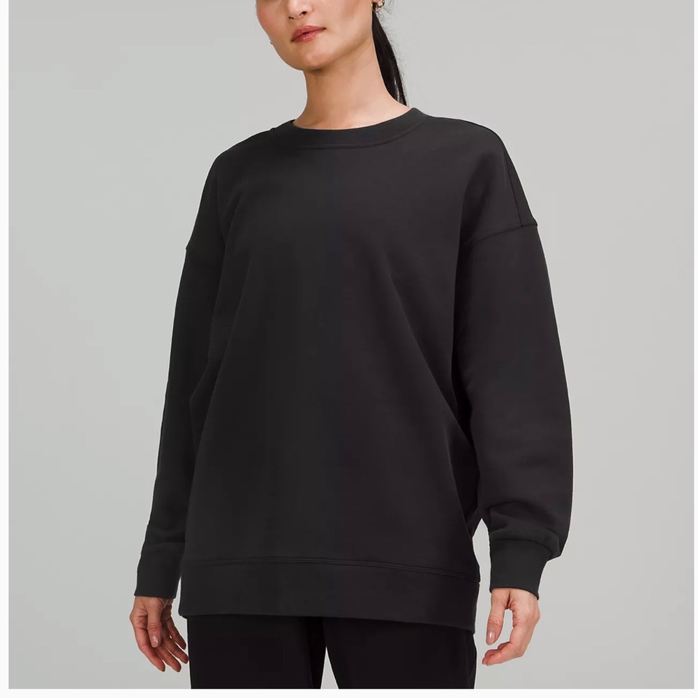 Lululemon Black Crew Neck - ‘Perfectly Oversized’